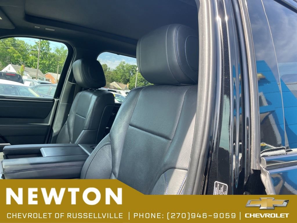 Used 2022 Toyota Tundra Platinum w/ Advanced Package AWD/4WD image 5
