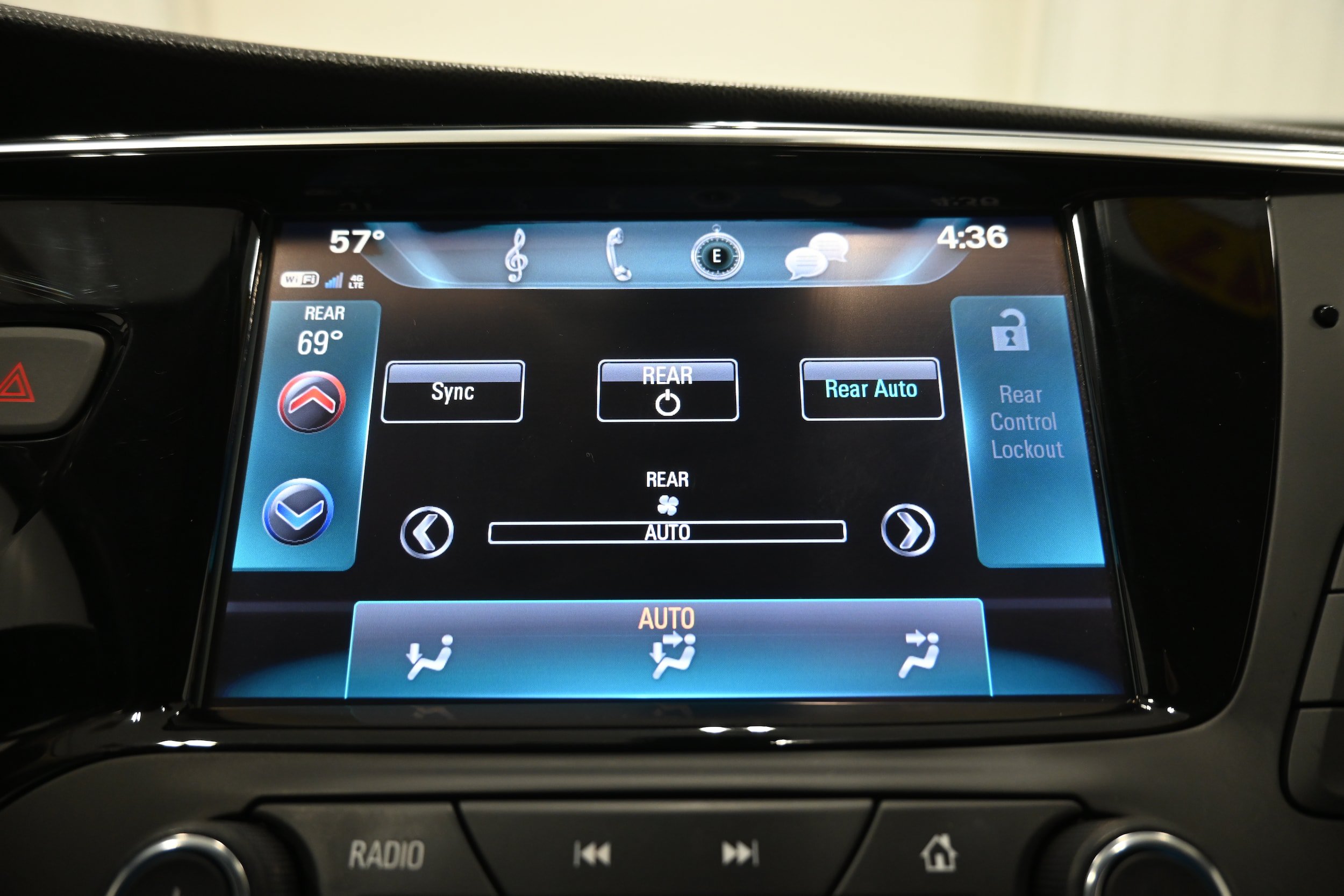 Used 2017 Buick Envision Premium AWD/4WD image 17