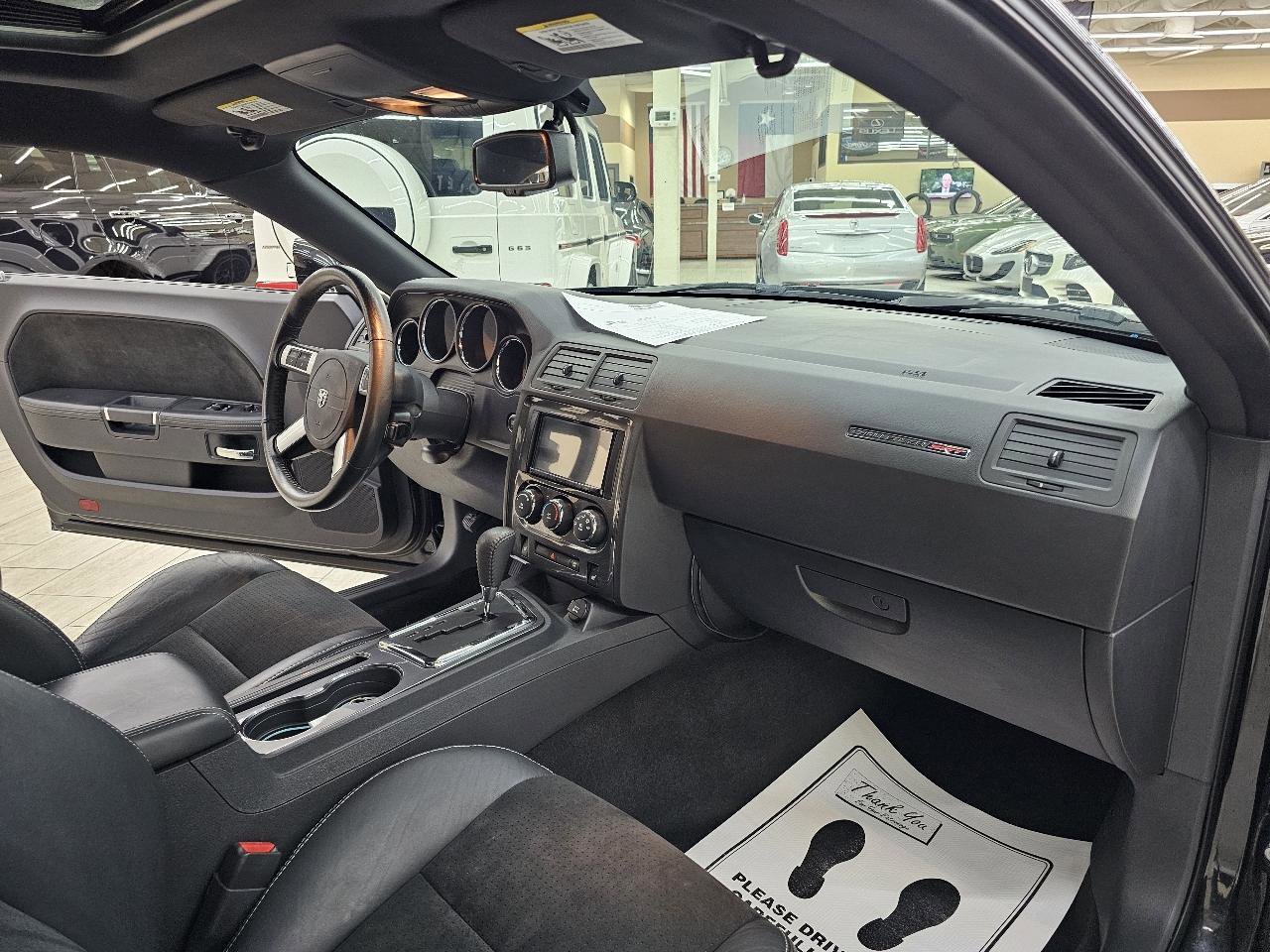 Used 2010 Dodge Challenger SRT8 w/ SRT Option Group II RWD image 19