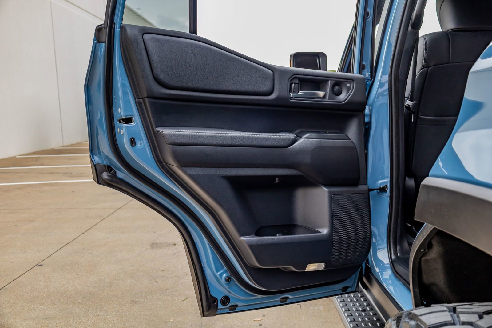 Used 2025 Toyota Land Cruiser w/ Premium Package image 39