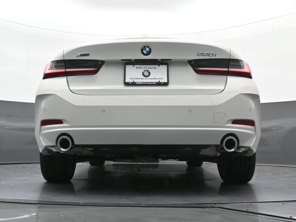 New 2026 BMW 330i xDrive Sedan w/ Convenience Package AWD/4WD image 25