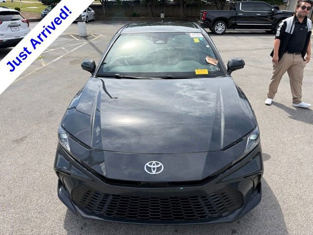 Used 2025 Toyota Camry SE FWD image 10