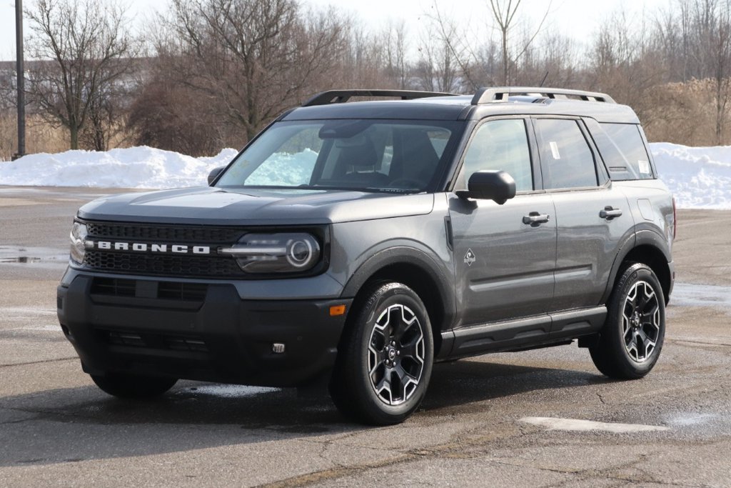 New 2025 Ford Bronco Sport Outer Banks w/ Outer Banks Tech Package+ AWD/4WD image 5