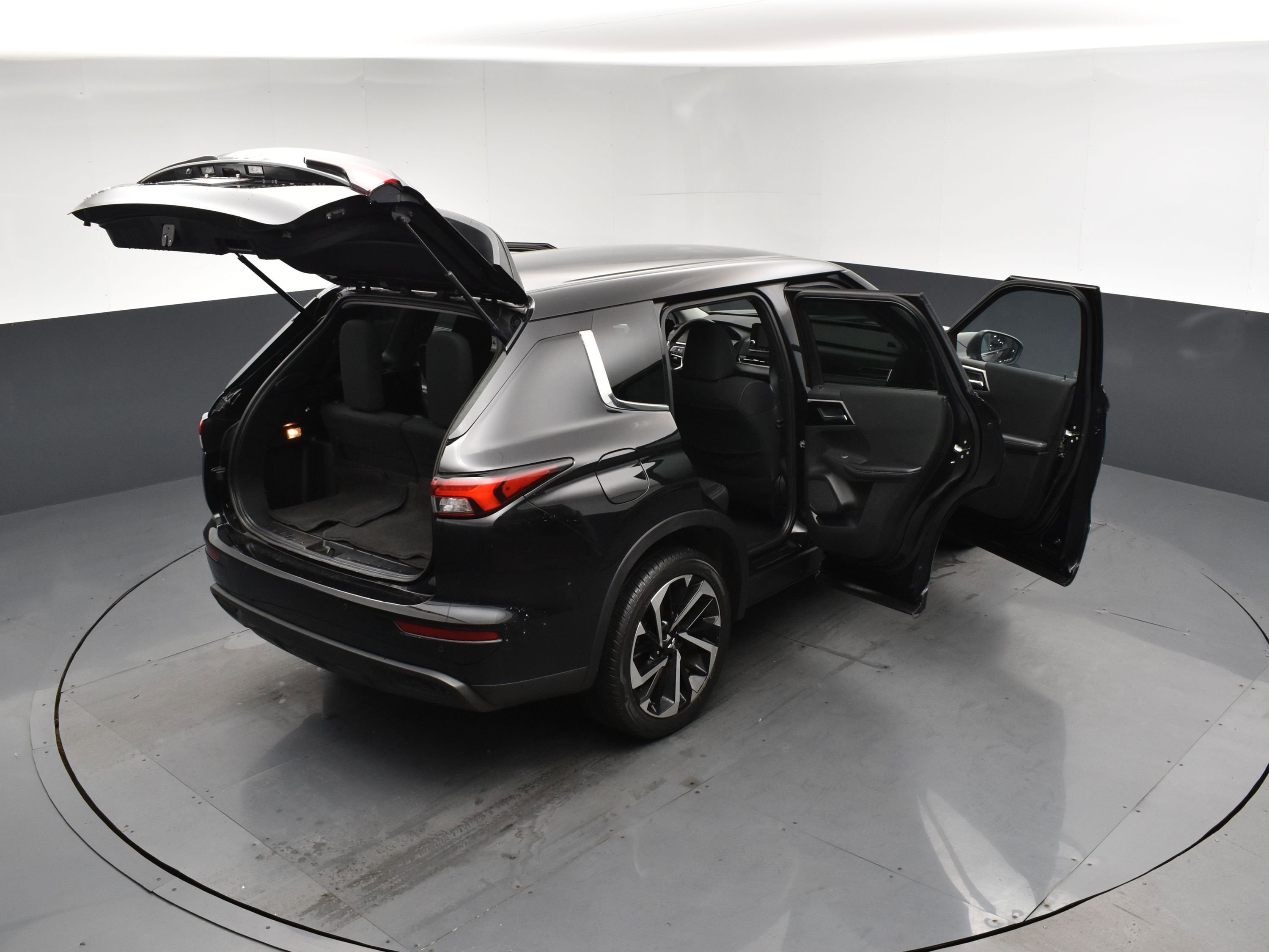 Used 2022 Mitsubishi Outlander ES AWD/4WD image 25