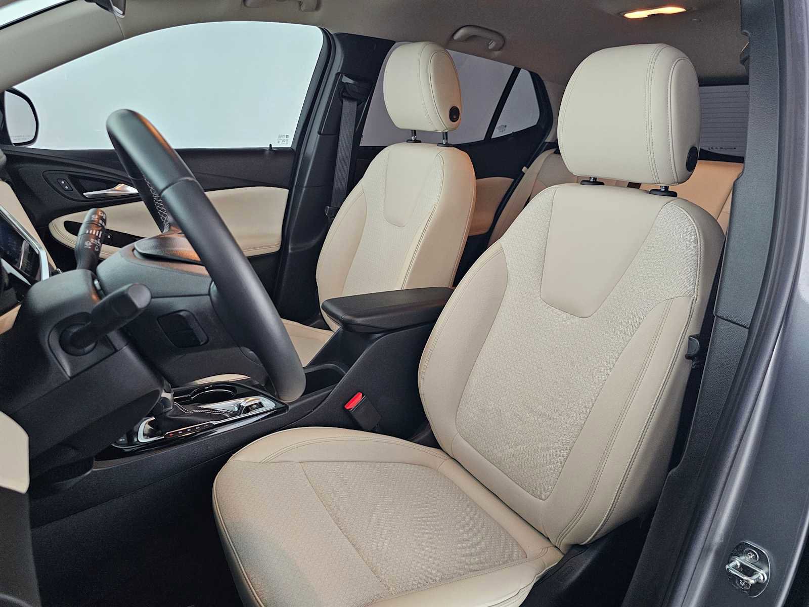 Used 2023 Buick Encore GX Preferred w/ Cold Weather Comfort Package image 21