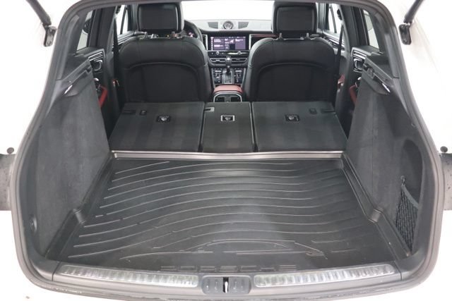 Used 2023 Porsche Macan S AWD/4WD image 31
