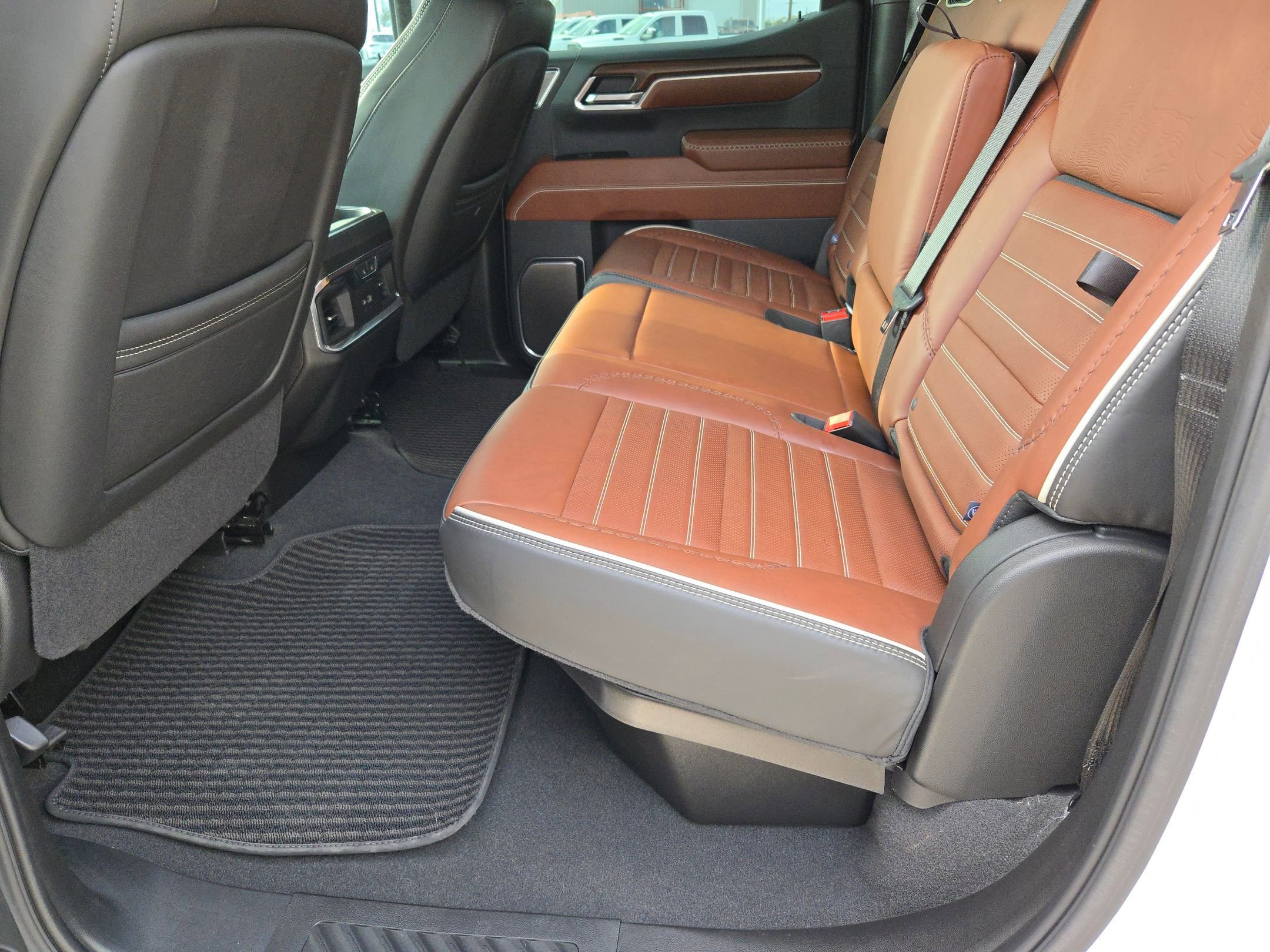 Used 2025 GMC Sierra 1500 Denali Ultimate image 14