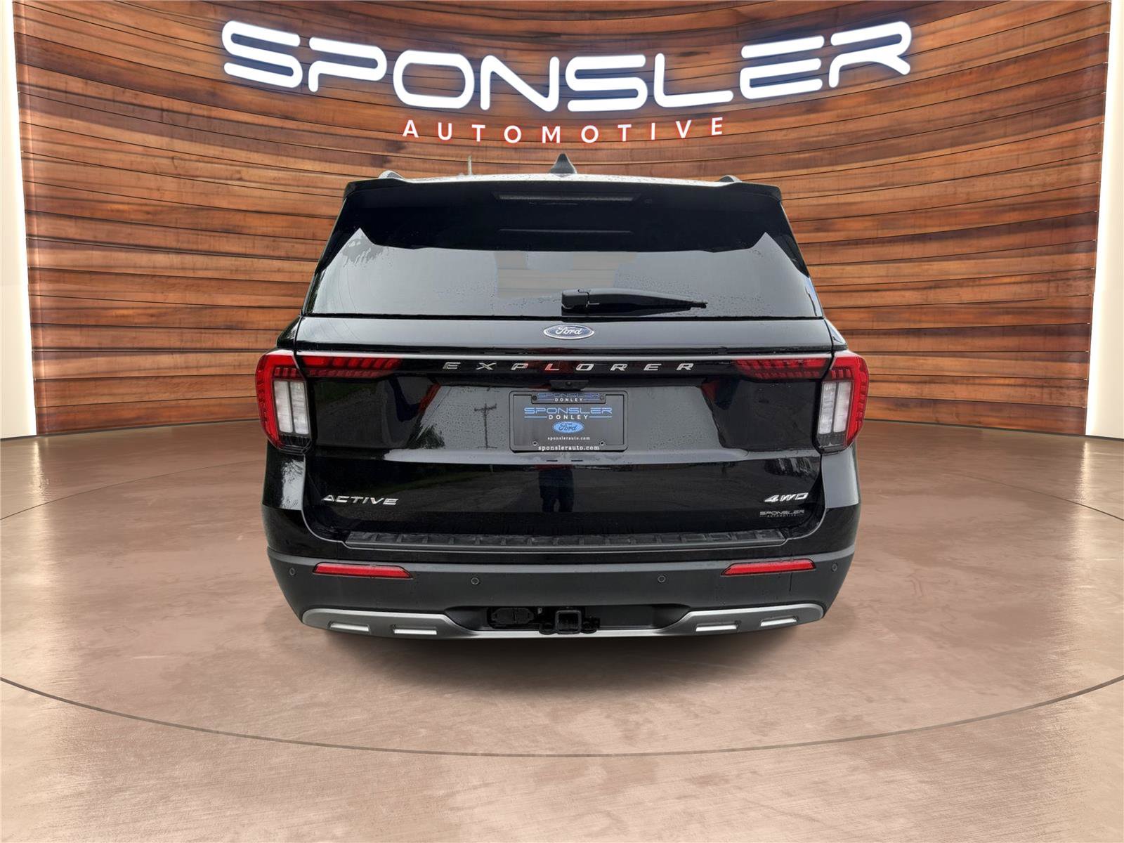 New 2026 Ford Explorer Active w/ Active Comfort Package AWD/4WD image 5
