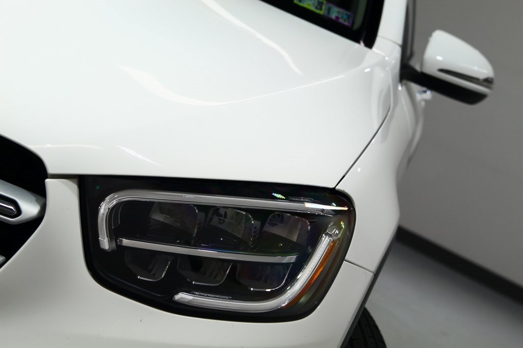 Used 2022 Mercedes-Benz GLC 300 4MATIC image 7