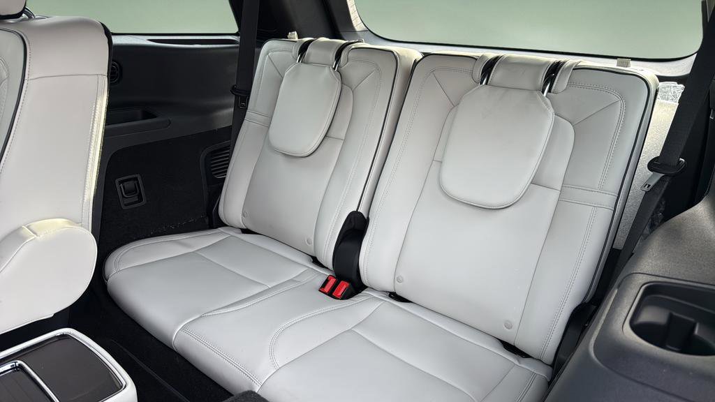 Used 2025 Lincoln Aviator Black Label image 15