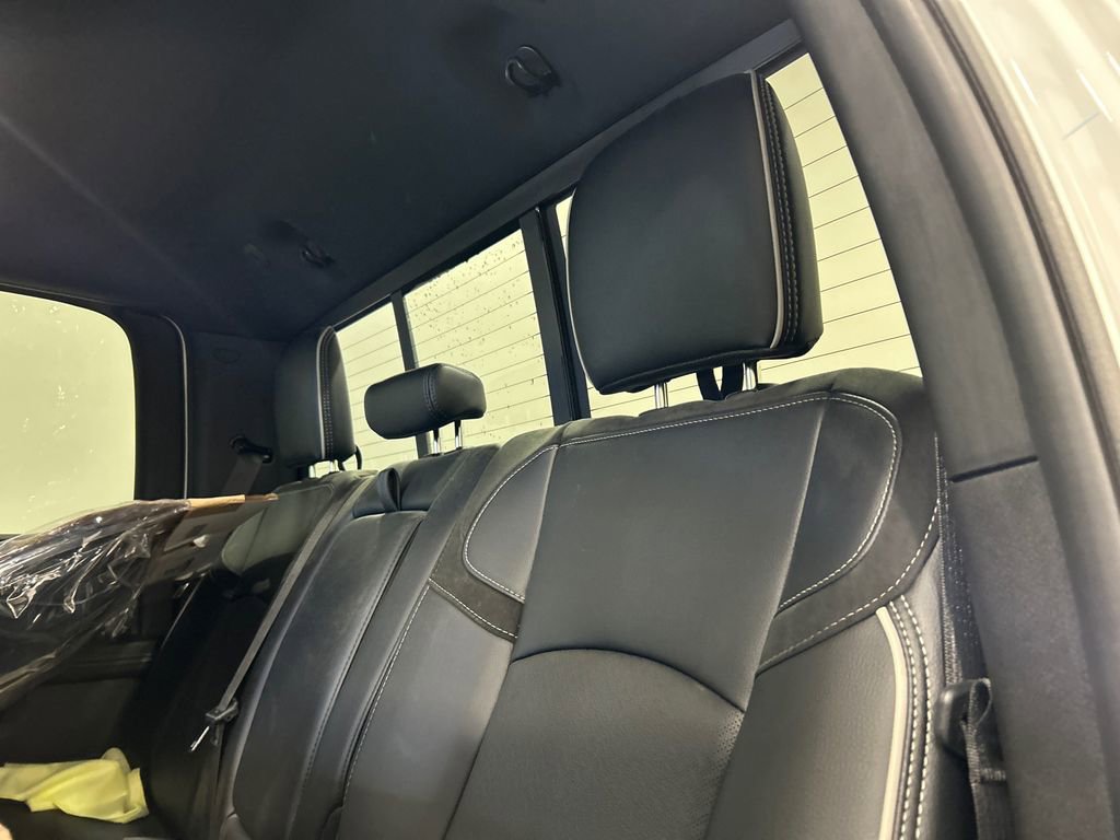 New 2025 RAM 2500 Laramie AWD/4WD image 31