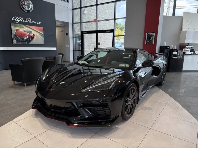 Used 2023 Chevrolet Corvette Stingray Premium Conv w/ Z51 Performance Package RWD image 4