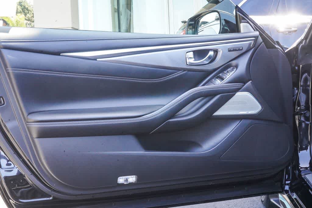 Used 2022 INFINITI Q60 3.0t Luxe w/ Essential Package RWD image 21