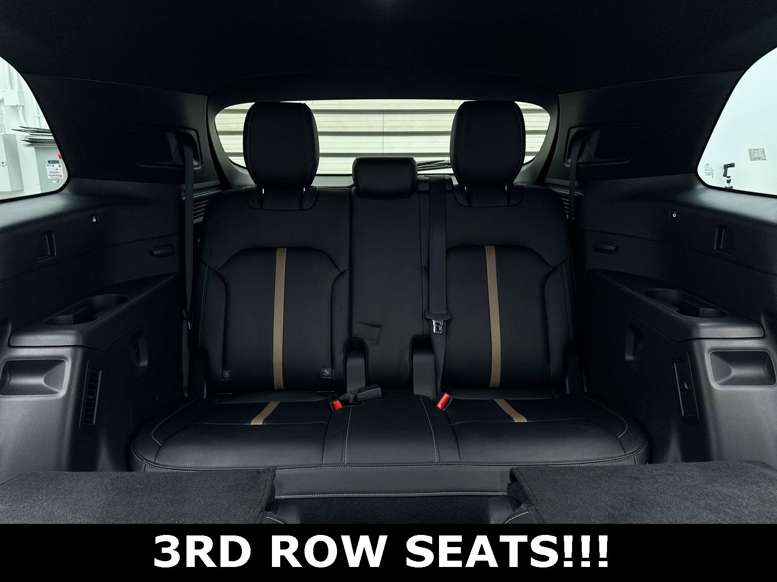 Used 2025 MAZDA CX-90 3.3 Turbo w/ Premium Plus Pkg image 12