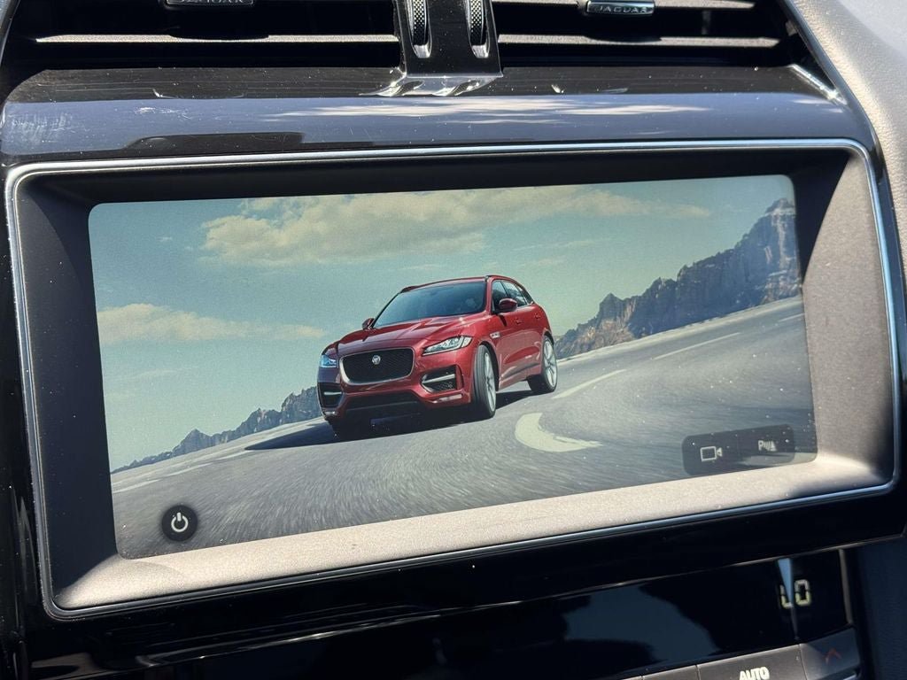 Used 2020 Jaguar F-PACE Premium AWD/4WD image 20