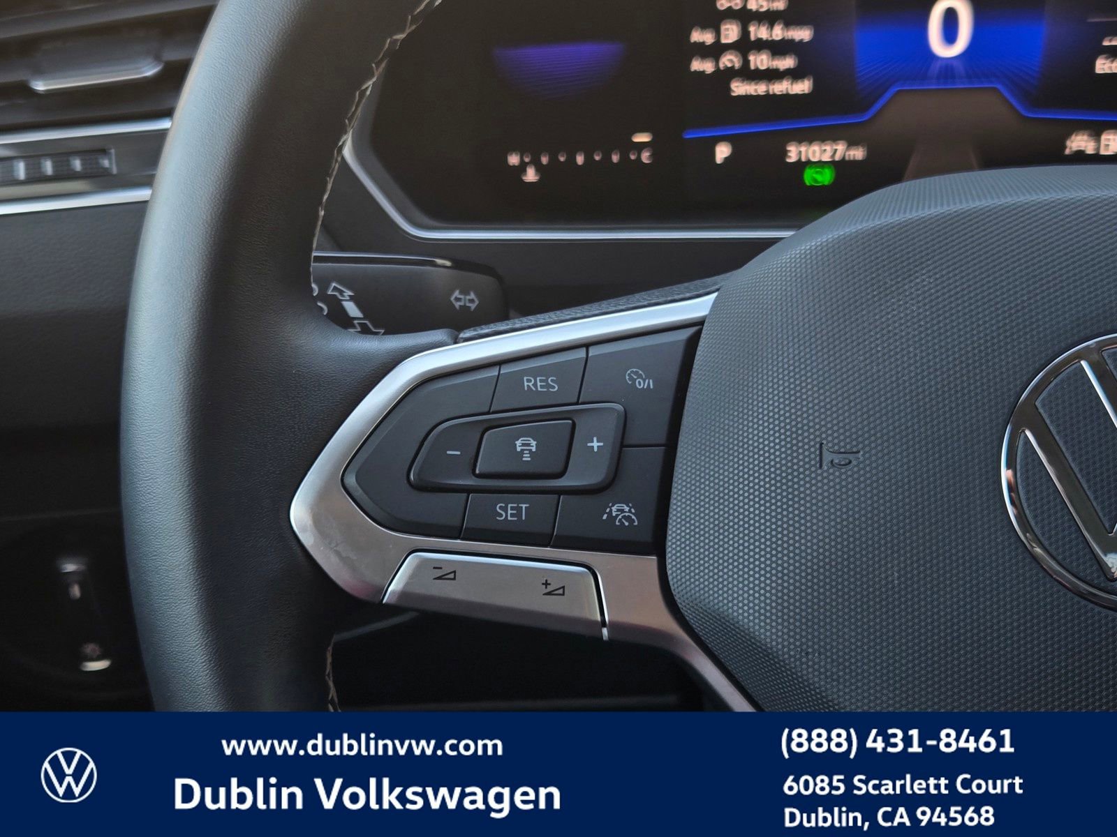 Certified 2022 Volkswagen Tiguan SE w/ Panoramic Sunroof Package image 24