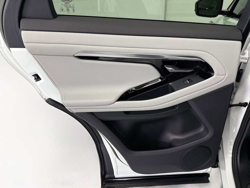 Certified 2023 Land Rover Range Rover Evoque R-Dynamic S image 25