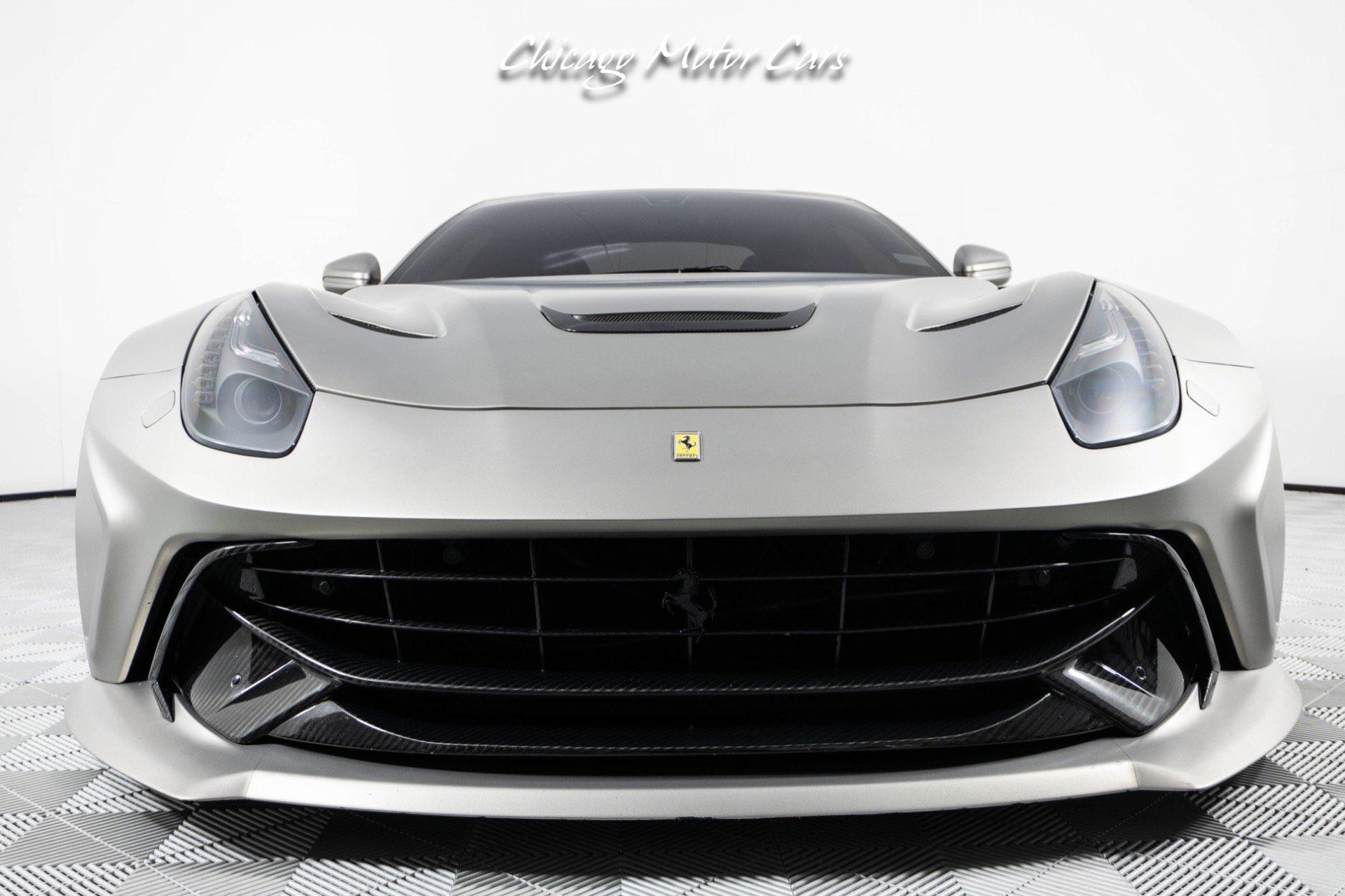 Used 2016 Ferrari F12 Berlinetta RWD image 7