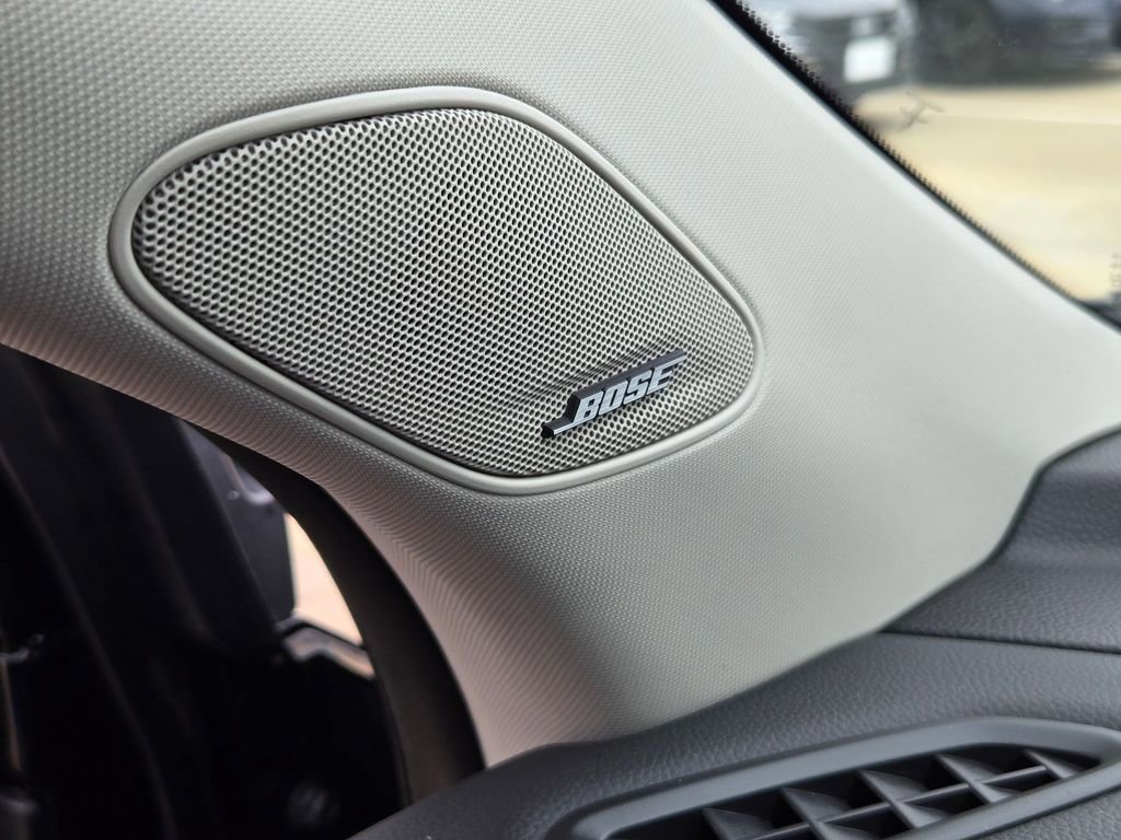 Used 2023 Honda Pilot Touring image 13