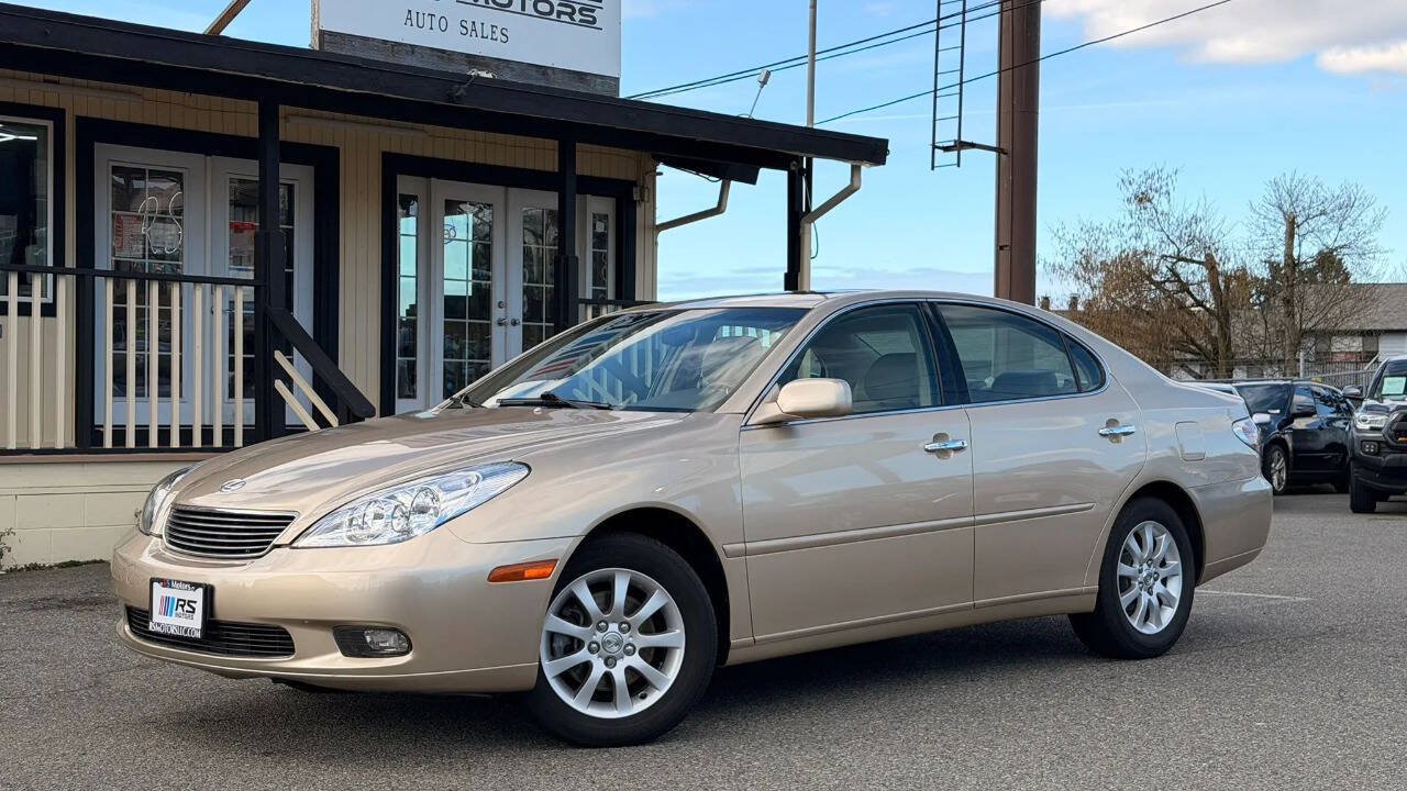 Used 2002 Lexus ES 330 w/ Premium Pkg FWD image 1