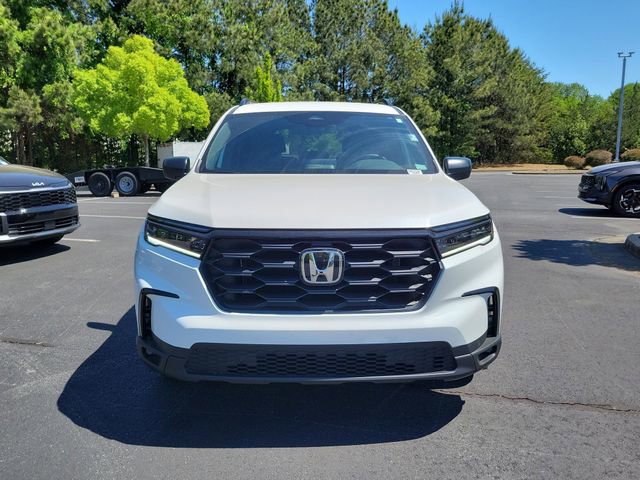 Certified 2025 Honda Pilot Sport image 2