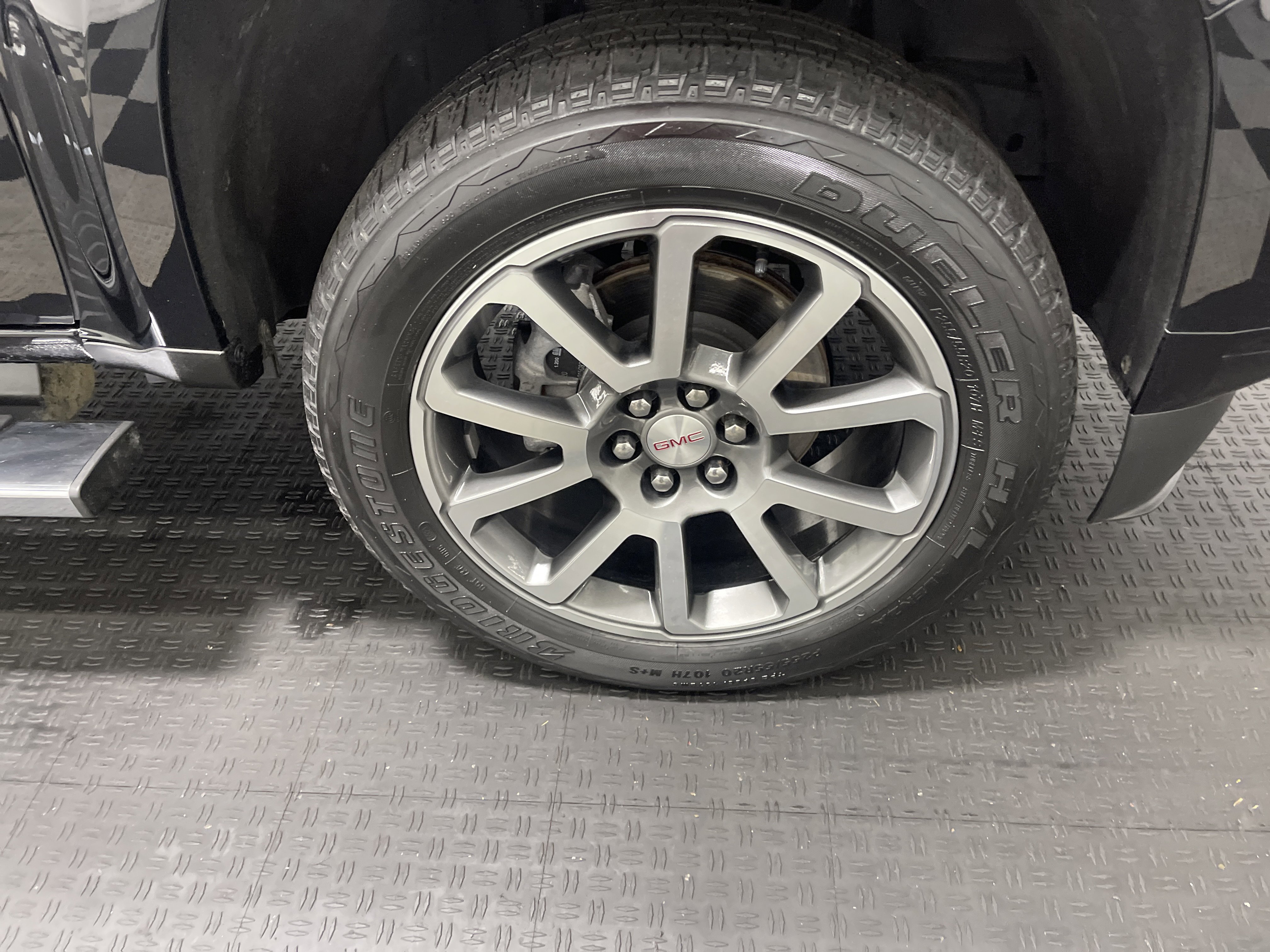 Used 2022 GMC Canyon Denali image 28