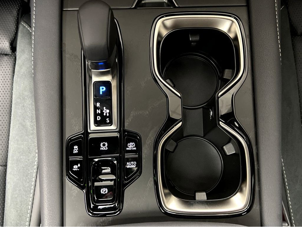 New 2026 Lexus RX 450h AWD image 32