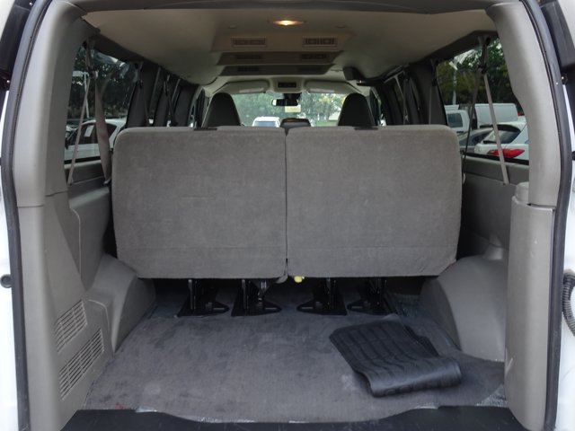 Used 2025 Chevrolet Express 3500 LT w/ LT Preferred Equipment Group RWD image 27