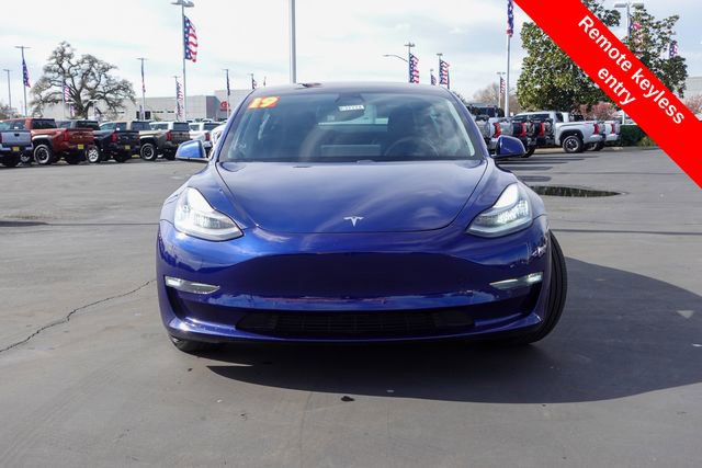 Used 2019 Tesla Model 3 Performance image 3