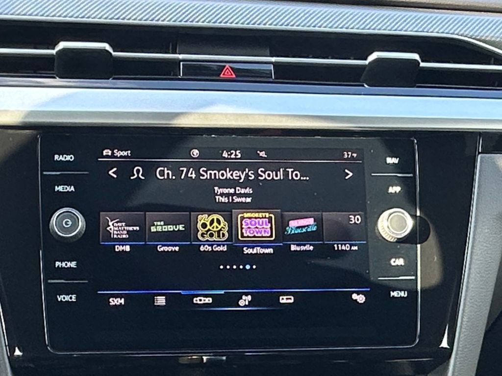 Used 2022 Volkswagen Arteon SE image 14