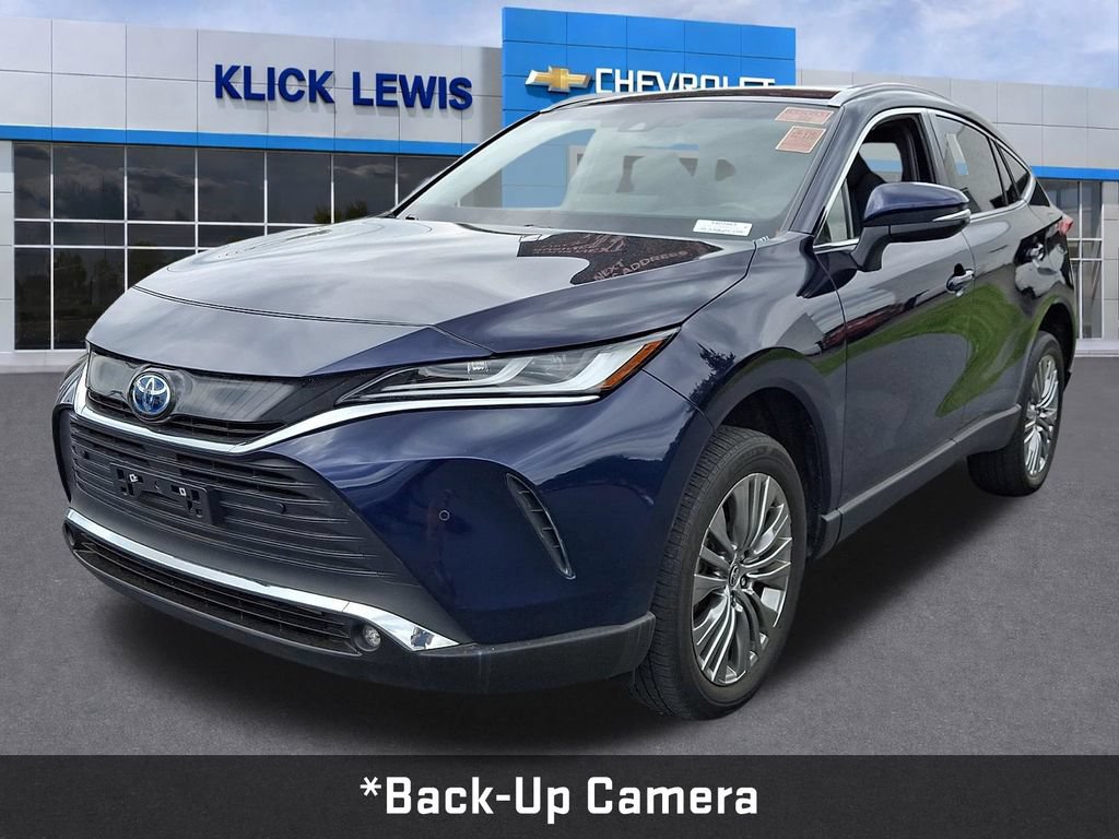 Used 2023 Toyota Venza XLE AWD/4WD image 3
