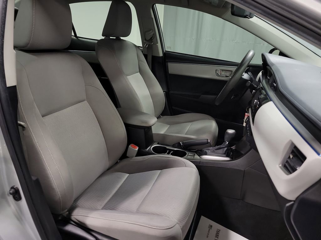 Used 2014 Toyota Corolla LE image 25