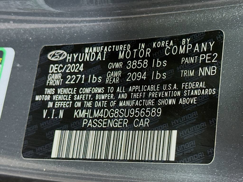 Certified 2025 Hyundai Elantra Sport FWD image 33