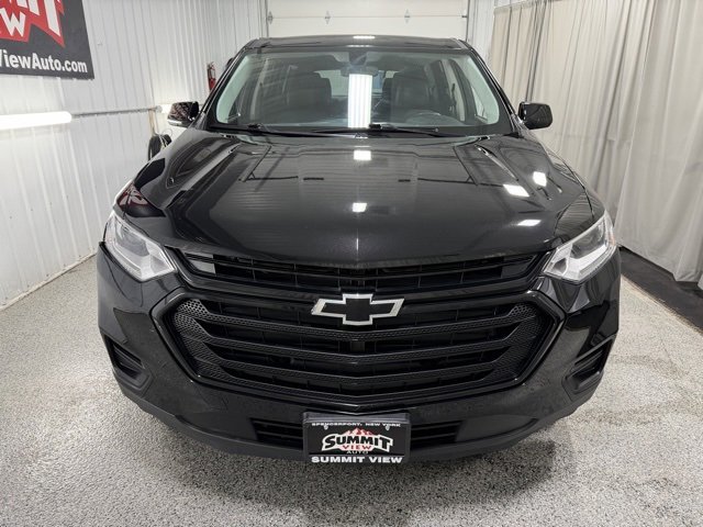 Used 2019 Chevrolet Traverse LS w/ LPO, Blackout Package image 2