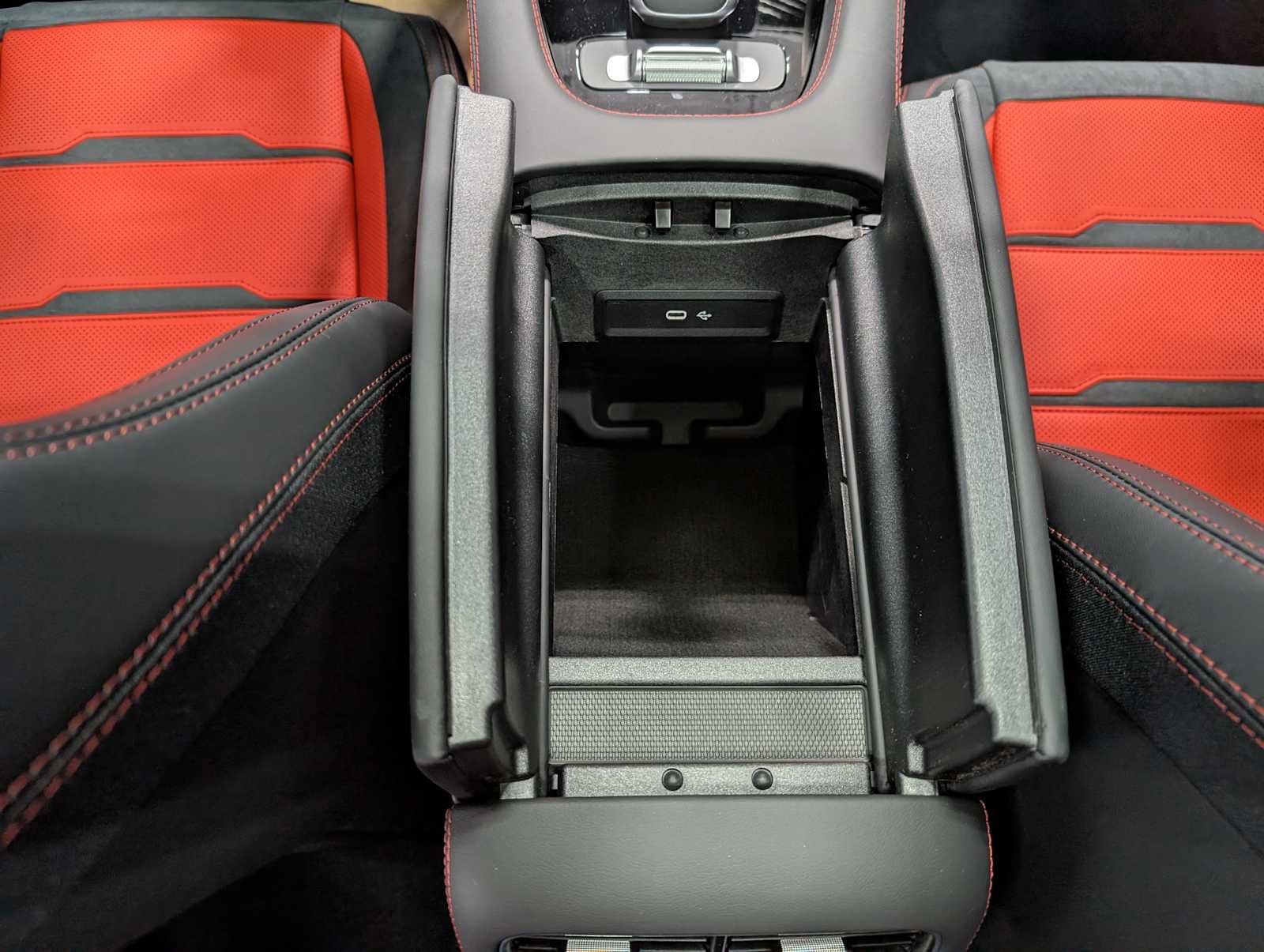 New 2026 Mercedes-Benz GLE 53 AMG 4MATIC Coupe image 19