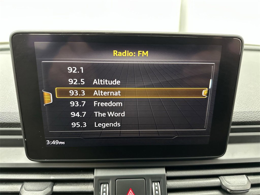 Used 2020 Audi SQ5 Premium w/ Convenience Package image 16