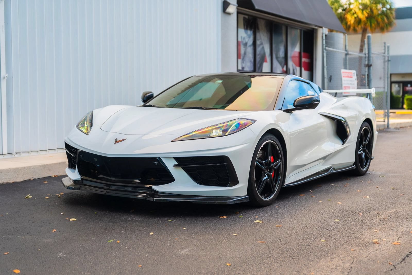 Used 2022 Chevrolet Corvette Stingray Premium Conv w/ Z51 Performance Package RWD image 2