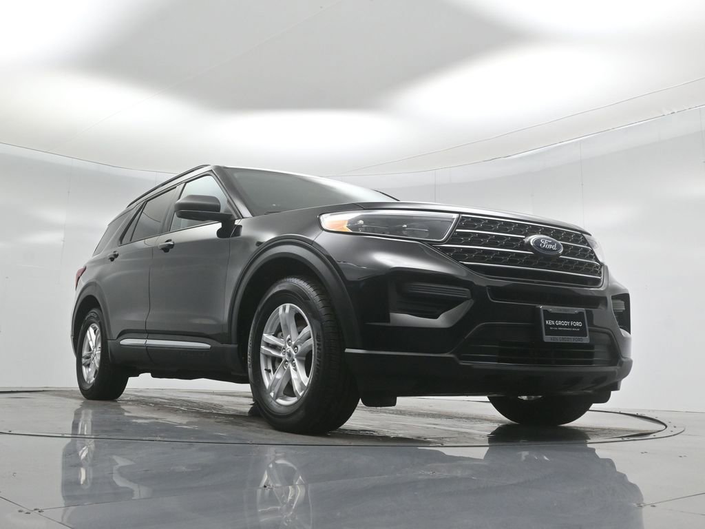 Certified 2022 Ford Explorer XLT image 47