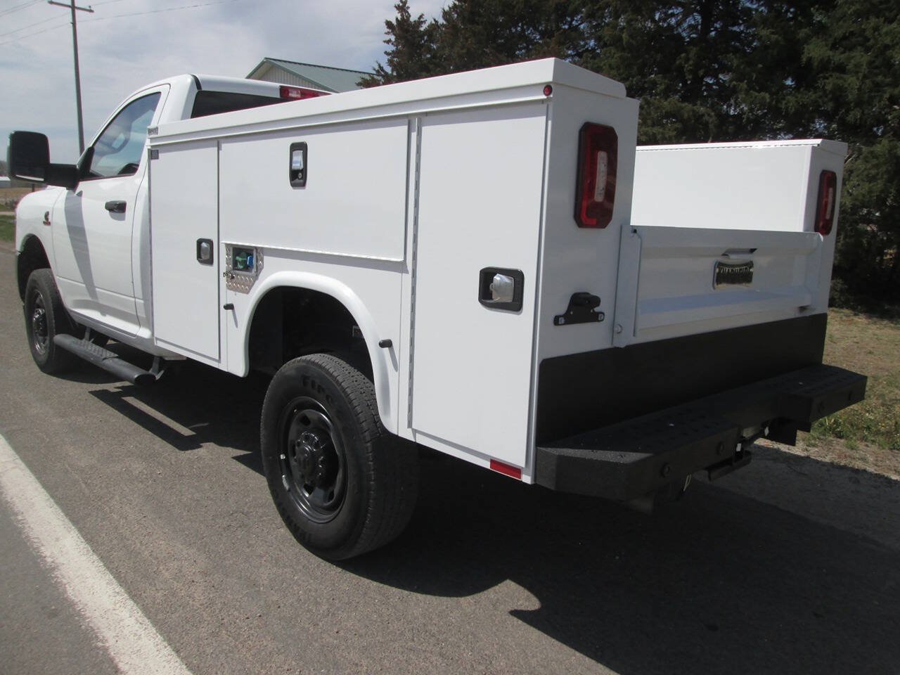 Used 2025 RAM 2500 Tradesman AWD/4WD image 12