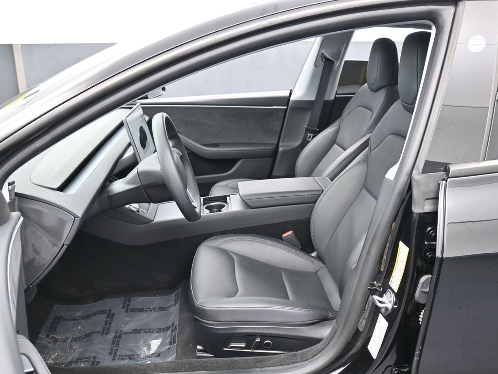 Used 2025 Tesla Model 3 Long Range image 11