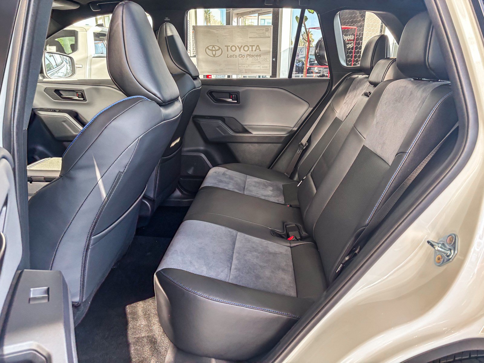 New 2026 Toyota RAV4 XSE AWD/4WD image 21