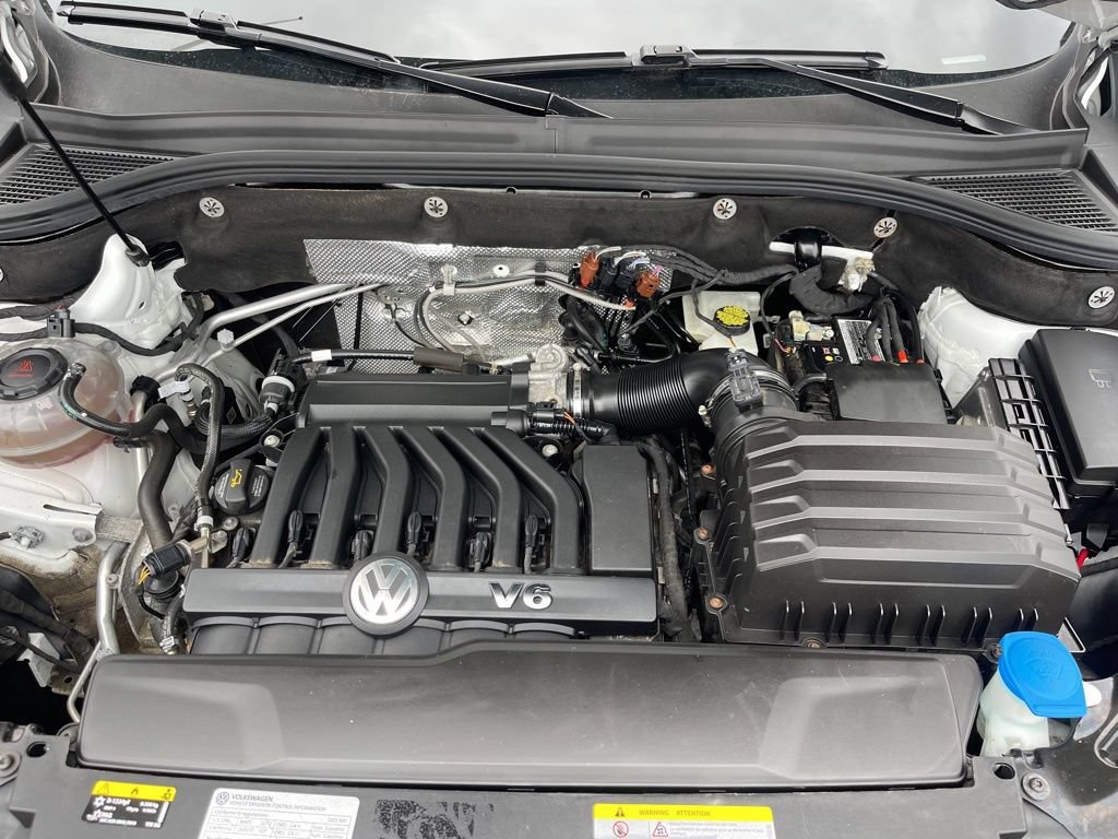 Used 2023 Volkswagen Atlas Cross Sport SEL AWD/4WD image 31
