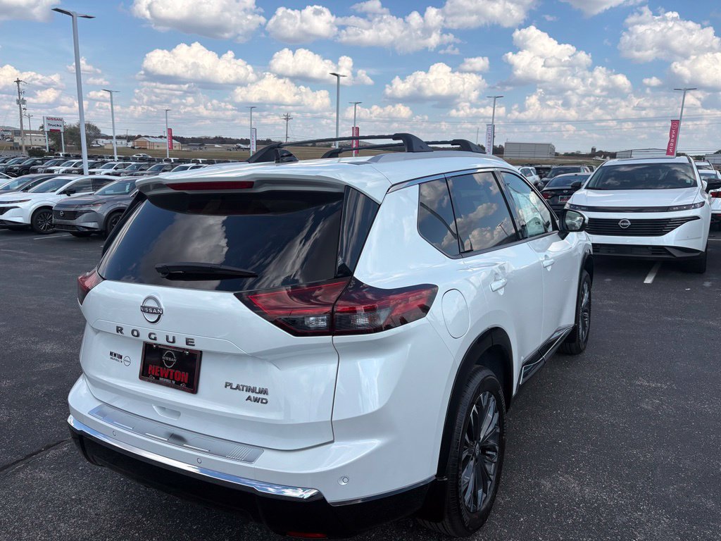 New 2026 Nissan Rogue Platinum AWD/4WD image 4