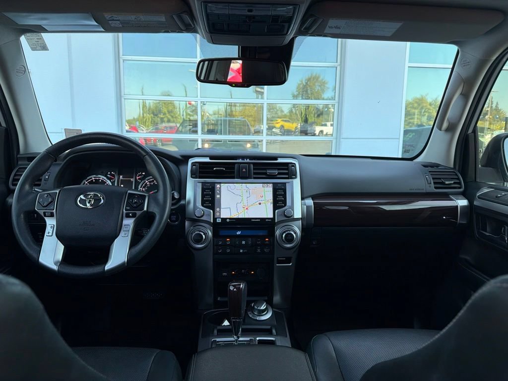 Used 2022 Toyota 4Runner Limited AWD/4WD image 23