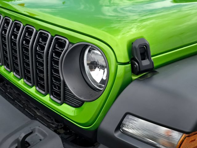 New 2026 Jeep Wrangler Sport AWD/4WD image 25