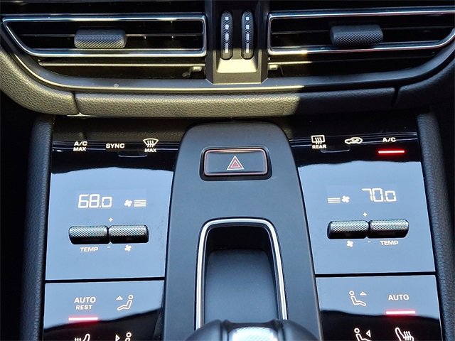 Used 2025 Porsche Macan image 22