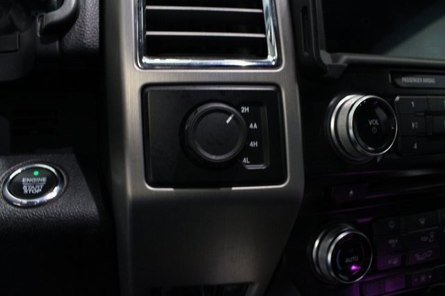 Used 2015 Ford F150 Platinum w/ Equipment Group 701A Luxury image 11