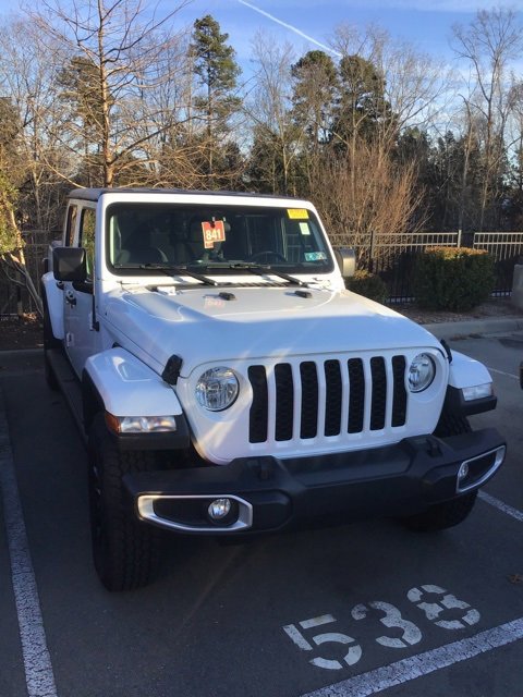 Used 2022 Jeep Gladiator Sport image 2