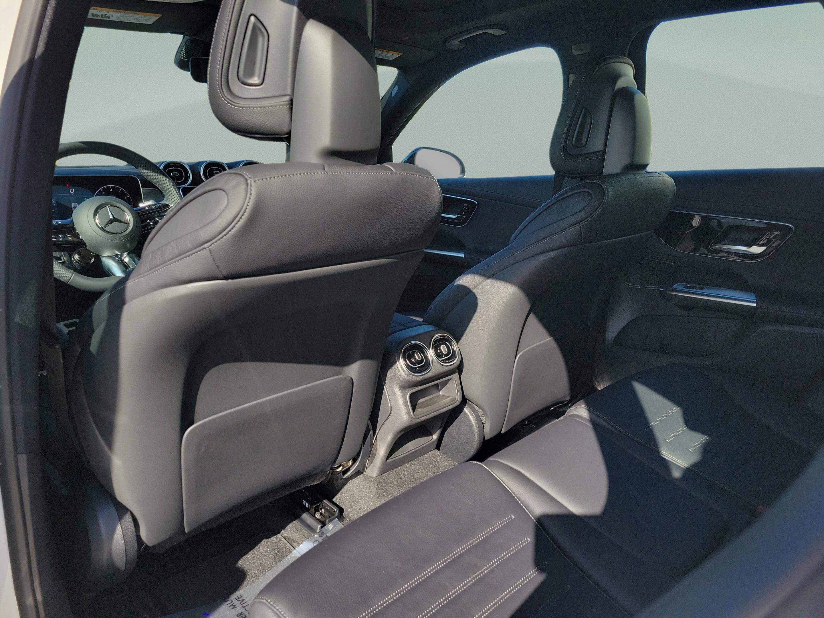 New 2026 Mercedes-Benz GLC 43 AMG 4MATIC image 9