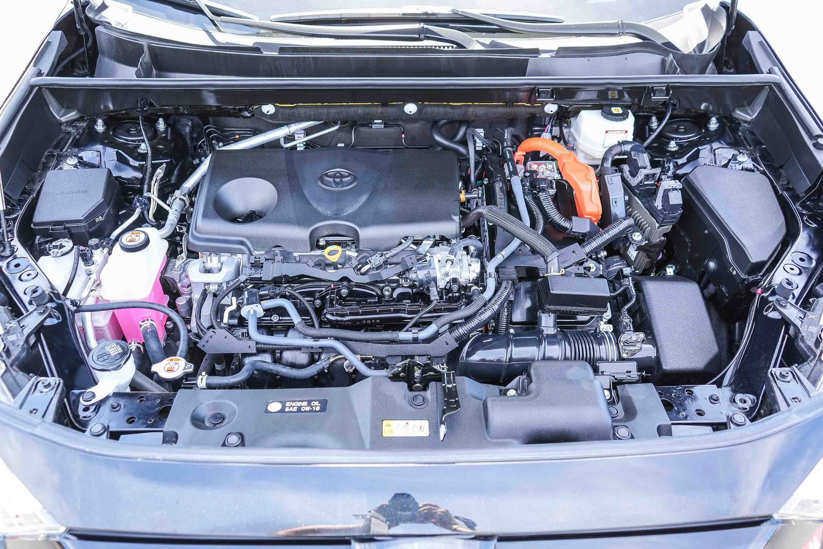 Certified 2023 Toyota RAV4 XLE Premium AWD/4WD image 33